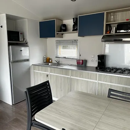 Campsite Mobilhome Clim La Falaise 4 Etoiles *